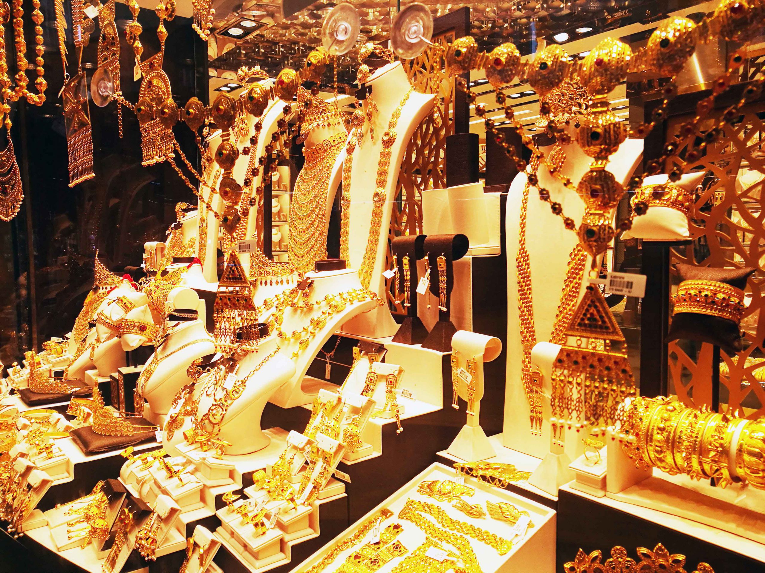 DUBAI’S ICONIC GOLD SOUK REOPENS ITS DOORS TO CUSTOMERS GBM